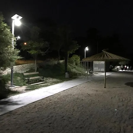 Neu Erbautes Mit Grossem Balkon *